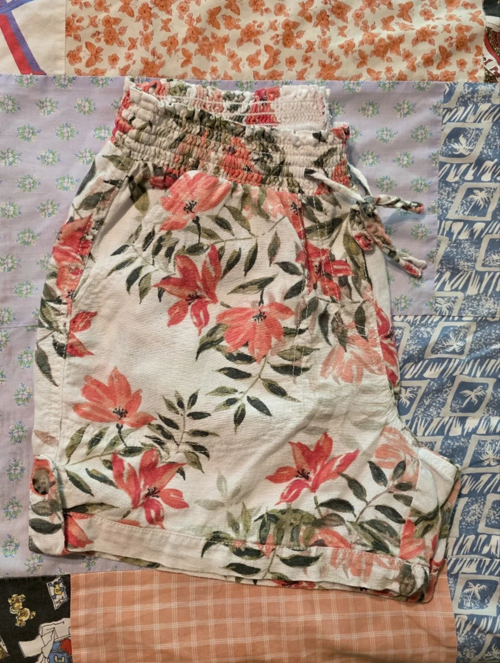 Briggs Cotton Floral Drawstring Waist Shorts - Coral & Olive on Cream - Picture 3 of 12